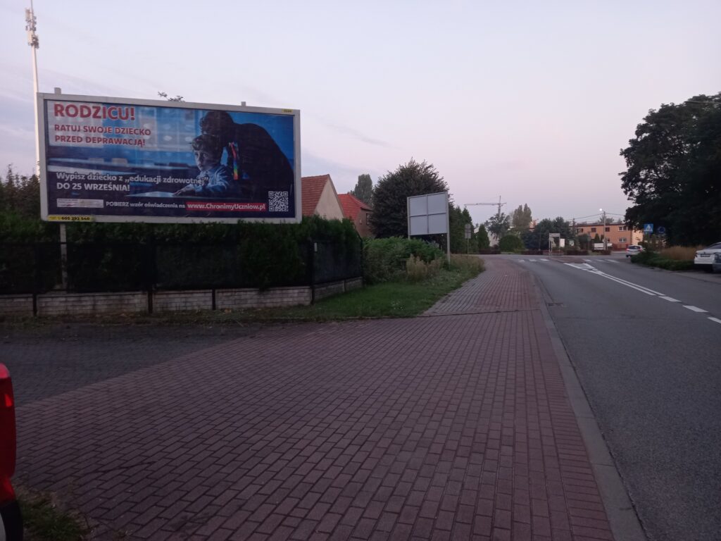 Ostrzszów 0235 Kościuszki róg Hetmańskiej wjazd do miasta